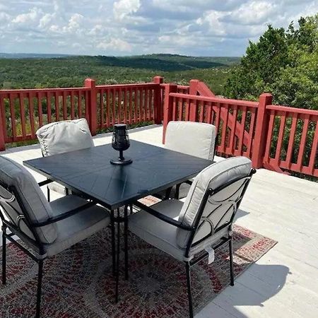 Entire 2Br 2Ba Hilltop View Home Sleeps 8 Pets 4 Acres Jacuzzi Central Ac Kingbeds Free Wifi-Parking Kitchen Washerdryer Starry Terrace Two Sunset Dining Patios Grill Stovetop Oven Fridge Onsitewoodedhiking Wildlife Coveredpatio4Pets & Birds Singing! Marble Falls Exterior foto