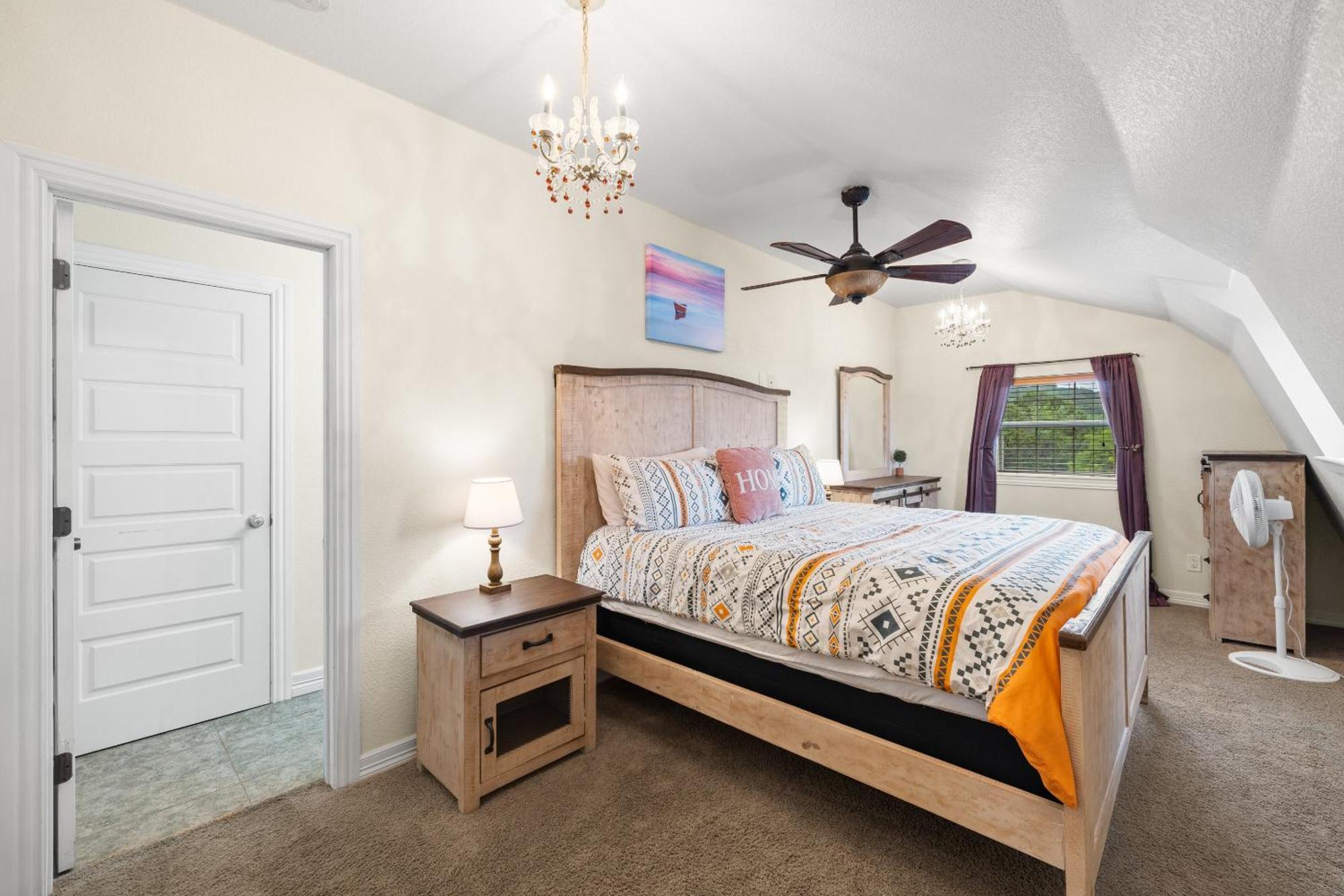 Entire 2Br 2Ba Hilltop View Home Sleeps 8 Pets 4 Acres Jacuzzi Central Ac Kingbeds Free Wifi-Parking Kitchen Washerdryer Starry Terrace Two Sunset Dining Patios Grill Stovetop Oven Fridge Onsitewoodedhiking Wildlife Coveredpatio4Pets & Birds Singing! Marble Falls Exterior foto