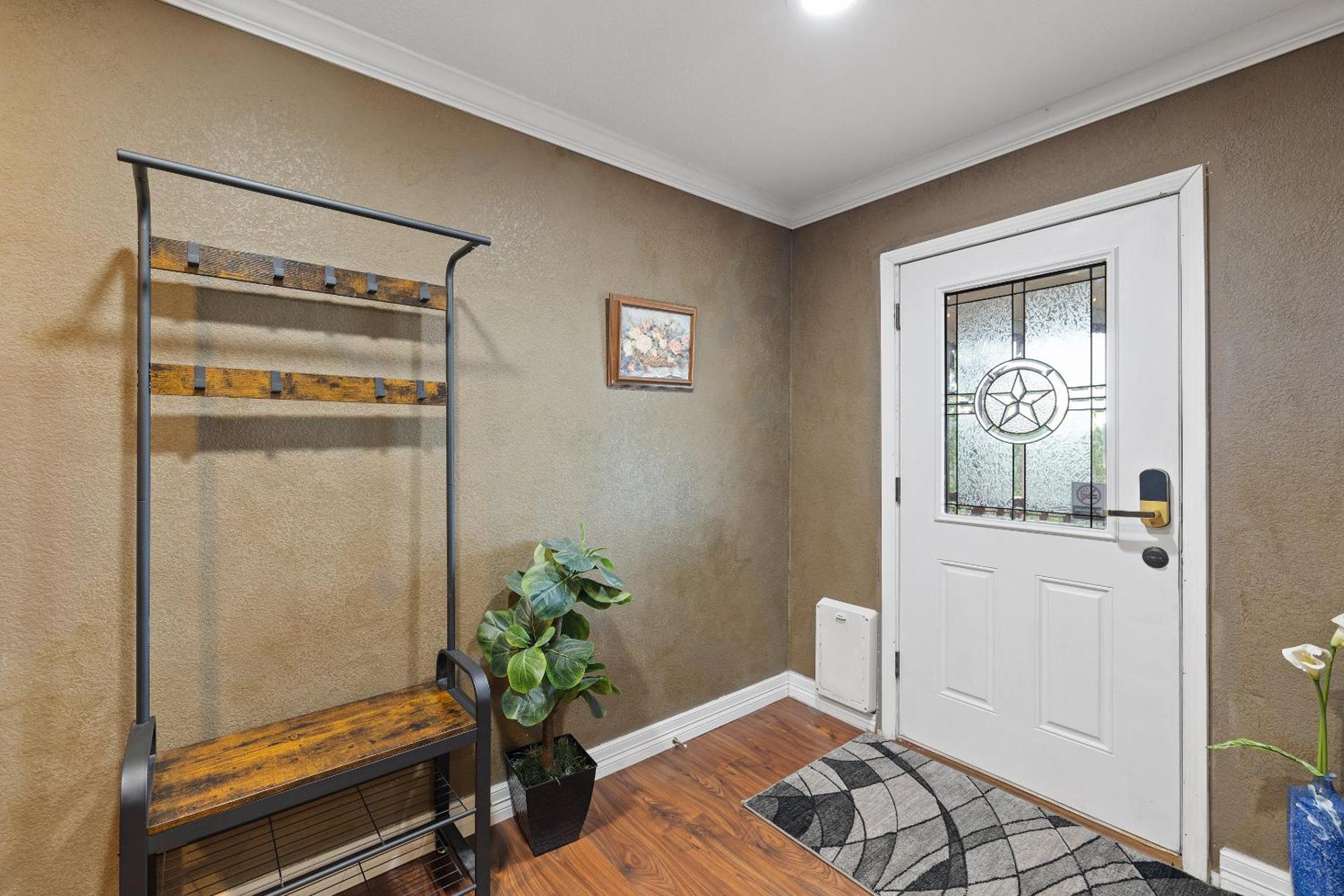 Entire 2Br 2Ba Hilltop View Home Sleeps 8 Pets 4 Acres Jacuzzi Central Ac Kingbeds Free Wifi-Parking Kitchen Washerdryer Starry Terrace Two Sunset Dining Patios Grill Stovetop Oven Fridge Onsitewoodedhiking Wildlife Coveredpatio4Pets & Birds Singing! Marble Falls Exterior foto